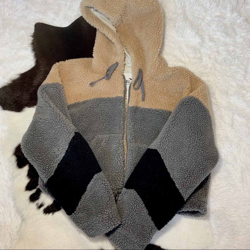 Hollister Sherpa Zip Up